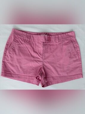 Vineyard Vines pink shorts
